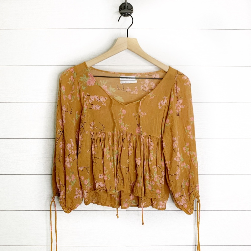 Urban outfitters mustard floral peplum crop top - Picture 1 of 7